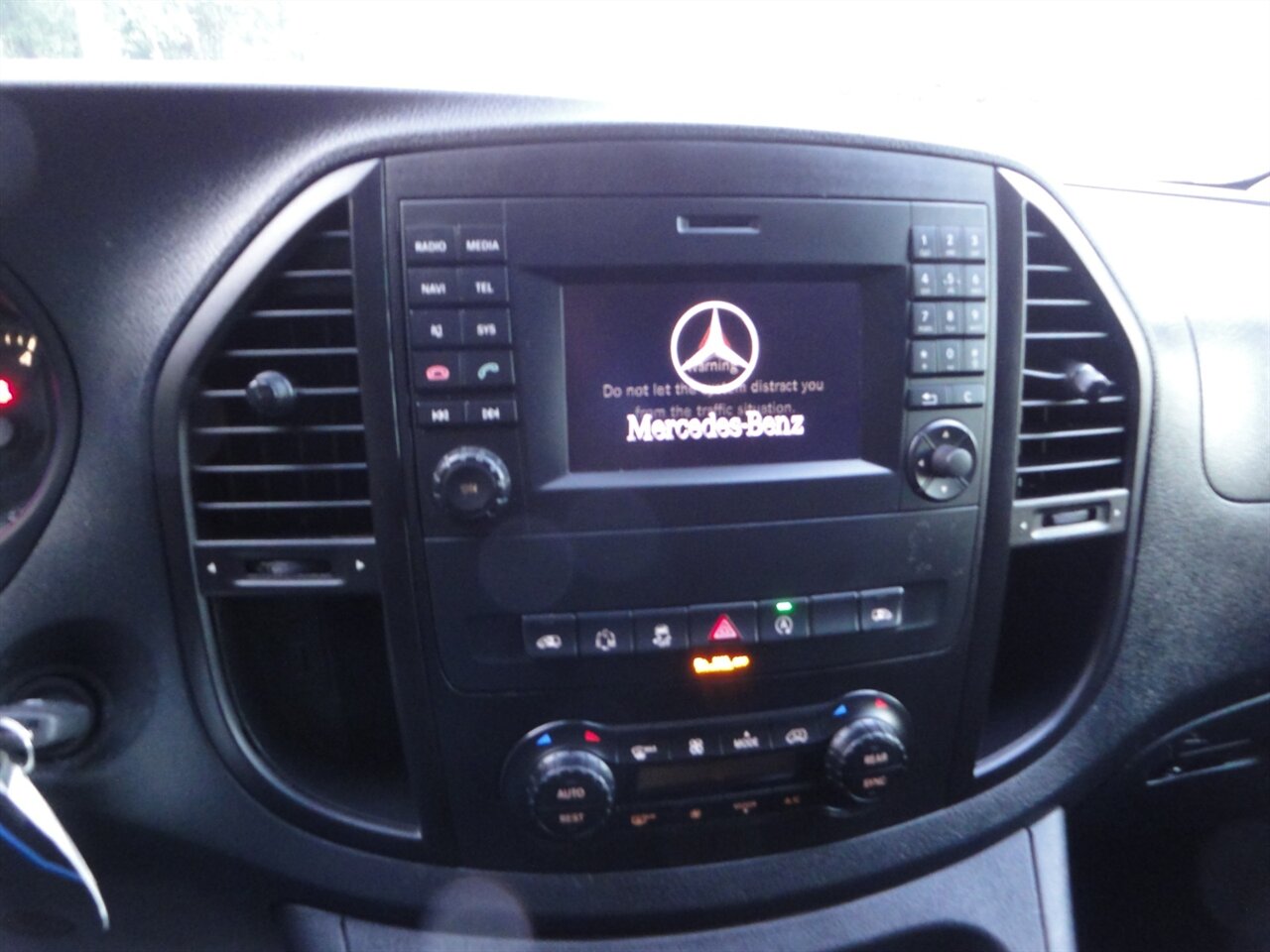 2018 Mercedes-Benz Metris 8 Passenger - Photo 45 - Deland, FL 32720