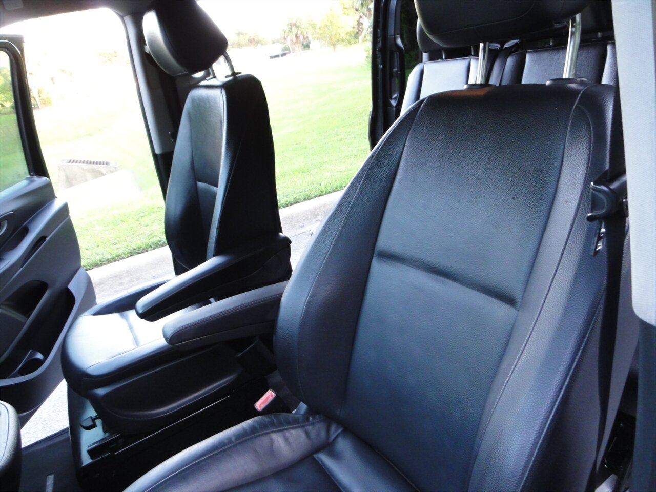 2018 Mercedes-Benz Metris 8 Passenger - Photo 31 - Deland, FL 32720