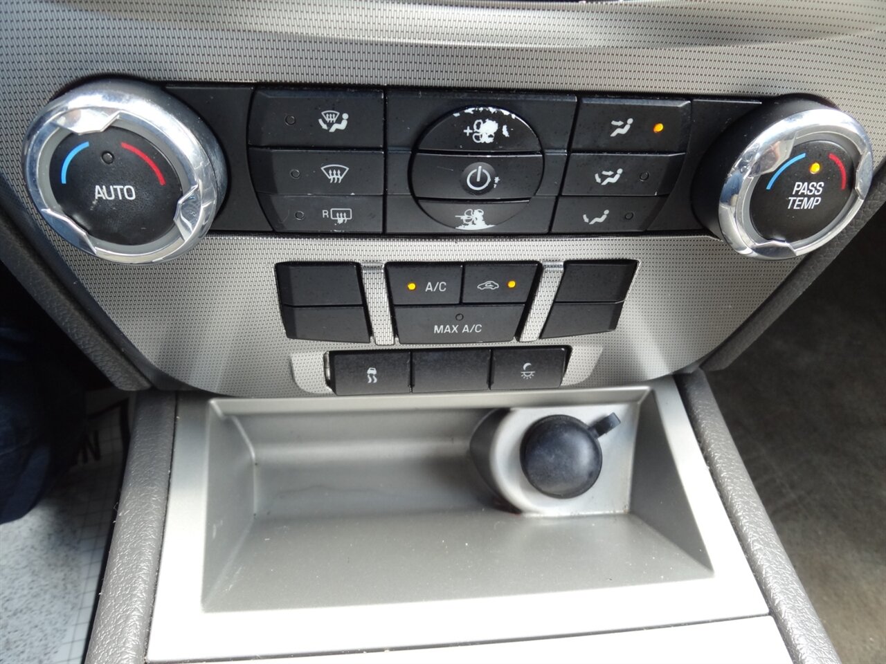 2010 Ford Fusion Hybrid Hybrid premium - Photo 52 - Deland, FL 32720