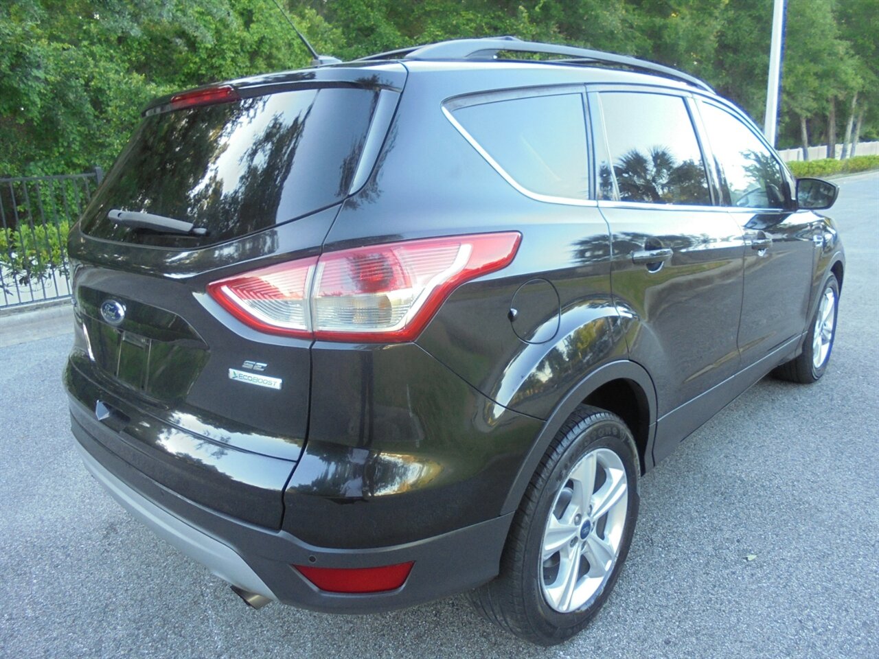 2014 Ford Escape SE   - Photo 3 - Deland, FL 32720