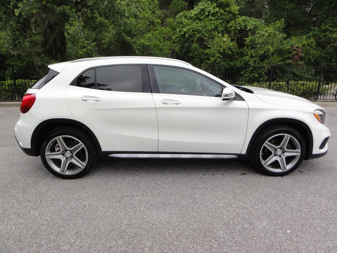 2015 Mercedes-Benz GLA GLA 250 4MATIC  Premium - Photo 15 - Deland, FL 32720