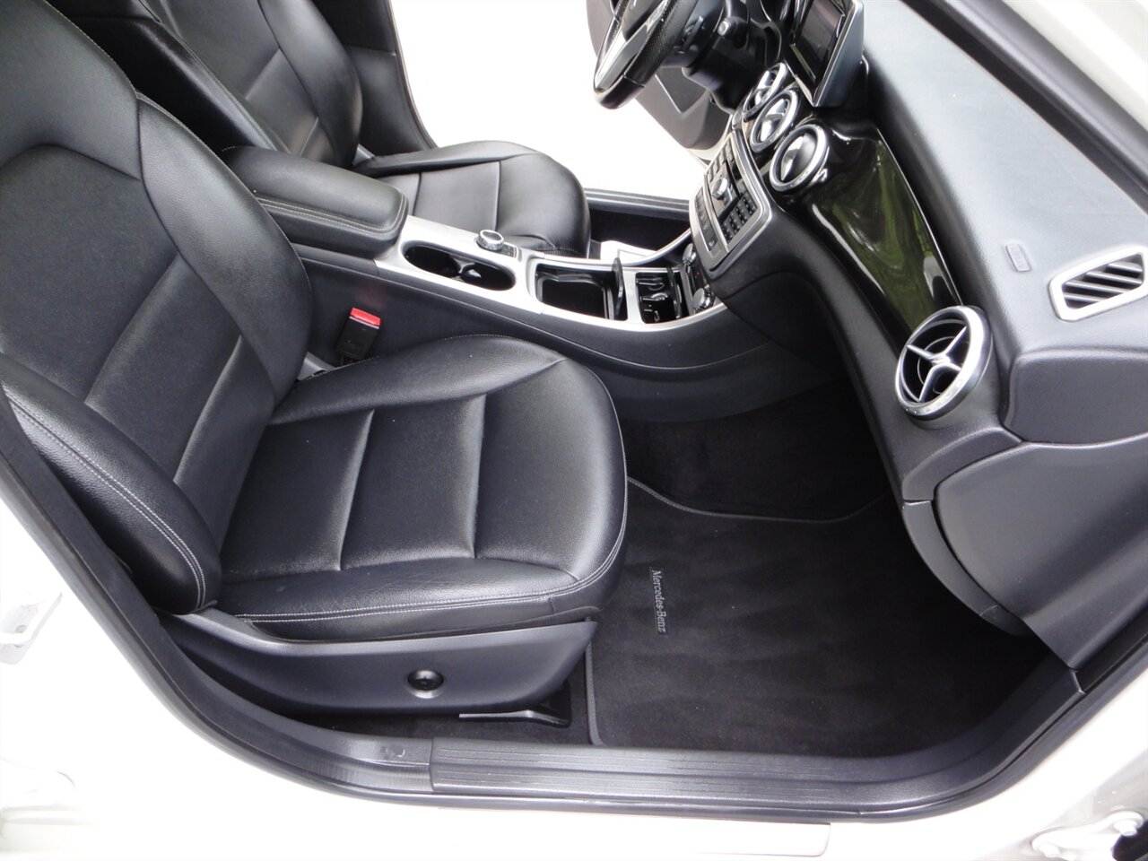 2015 Mercedes-Benz GLA GLA 250 4MATIC  Premium - Photo 42 - Deland, FL 32720