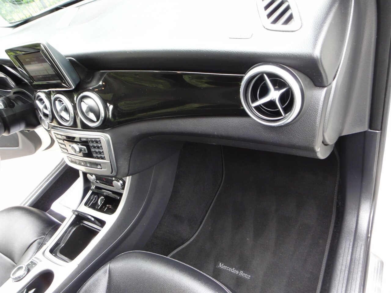 2015 Mercedes-Benz GLA GLA 250 4MATIC  Premium - Photo 44 - Deland, FL 32720