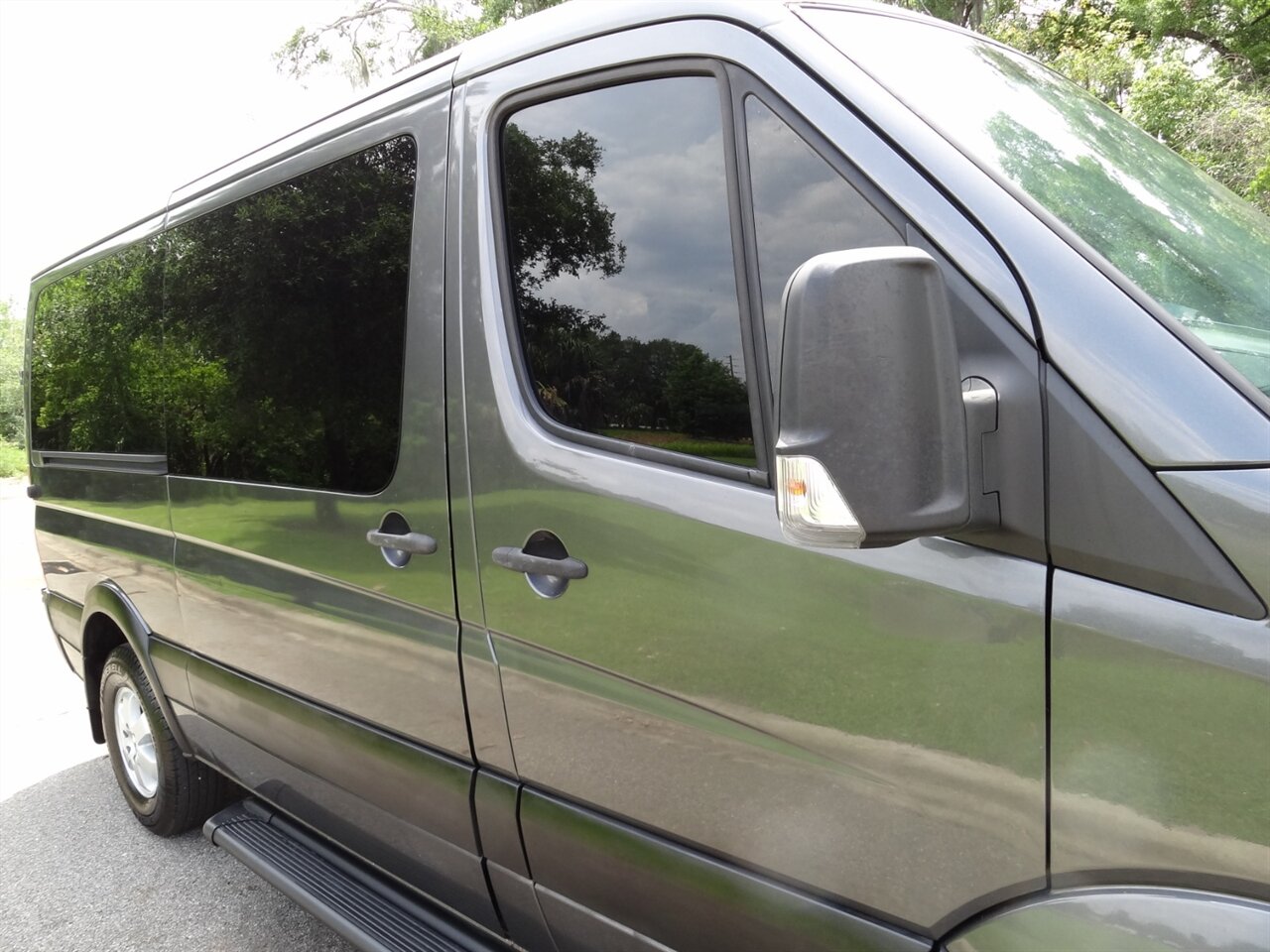 2007 Dodge Sprinter 2500 - Photo 10 - Deland, FL 32720