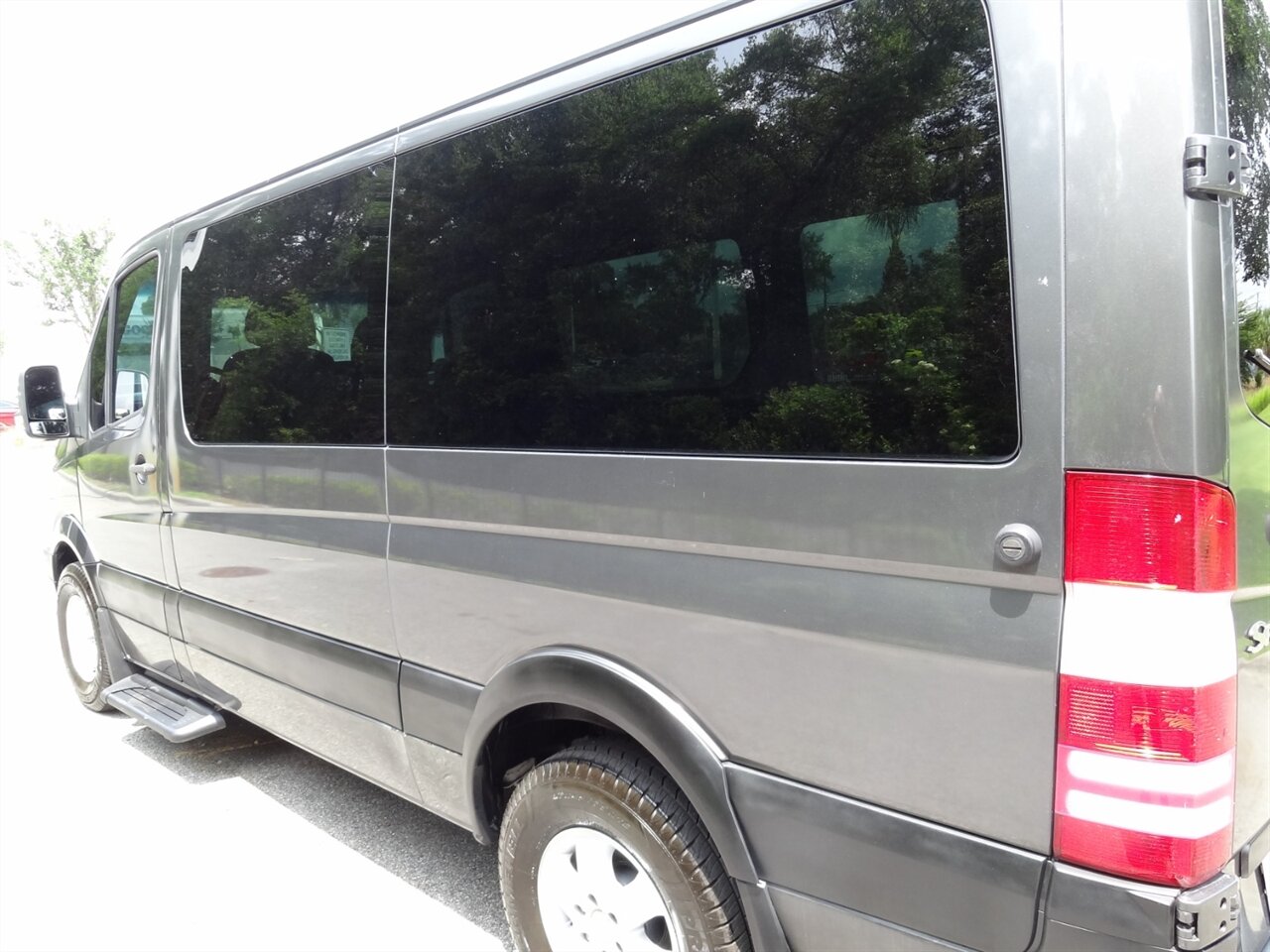 2007 Dodge Sprinter 2500 - Photo 12 - Deland, FL 32720