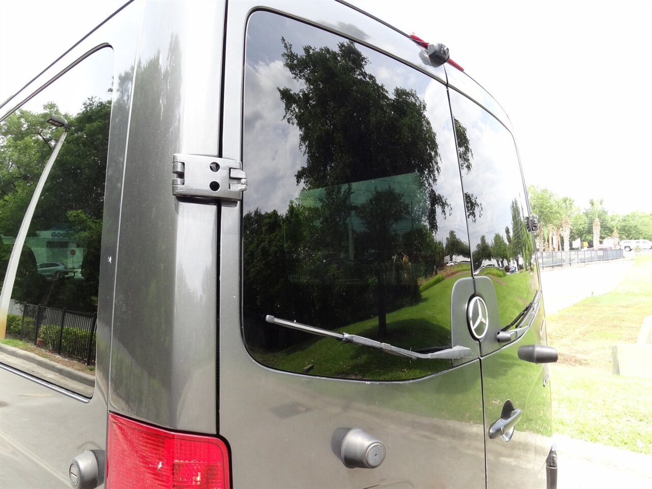 2007 Dodge Sprinter 2500 - Photo 20 - Deland, FL 32720