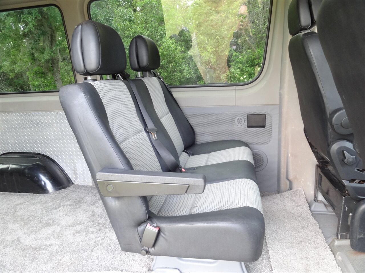 2007 Dodge Sprinter 2500 - Photo 48 - Deland, FL 32720