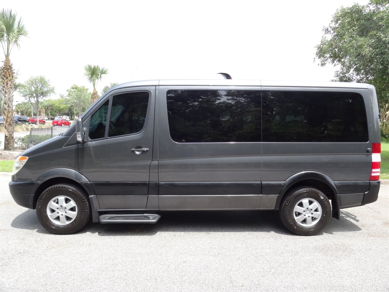 2007 Dodge Sprinter 2500 - Photo 17 - Deland, FL 32720