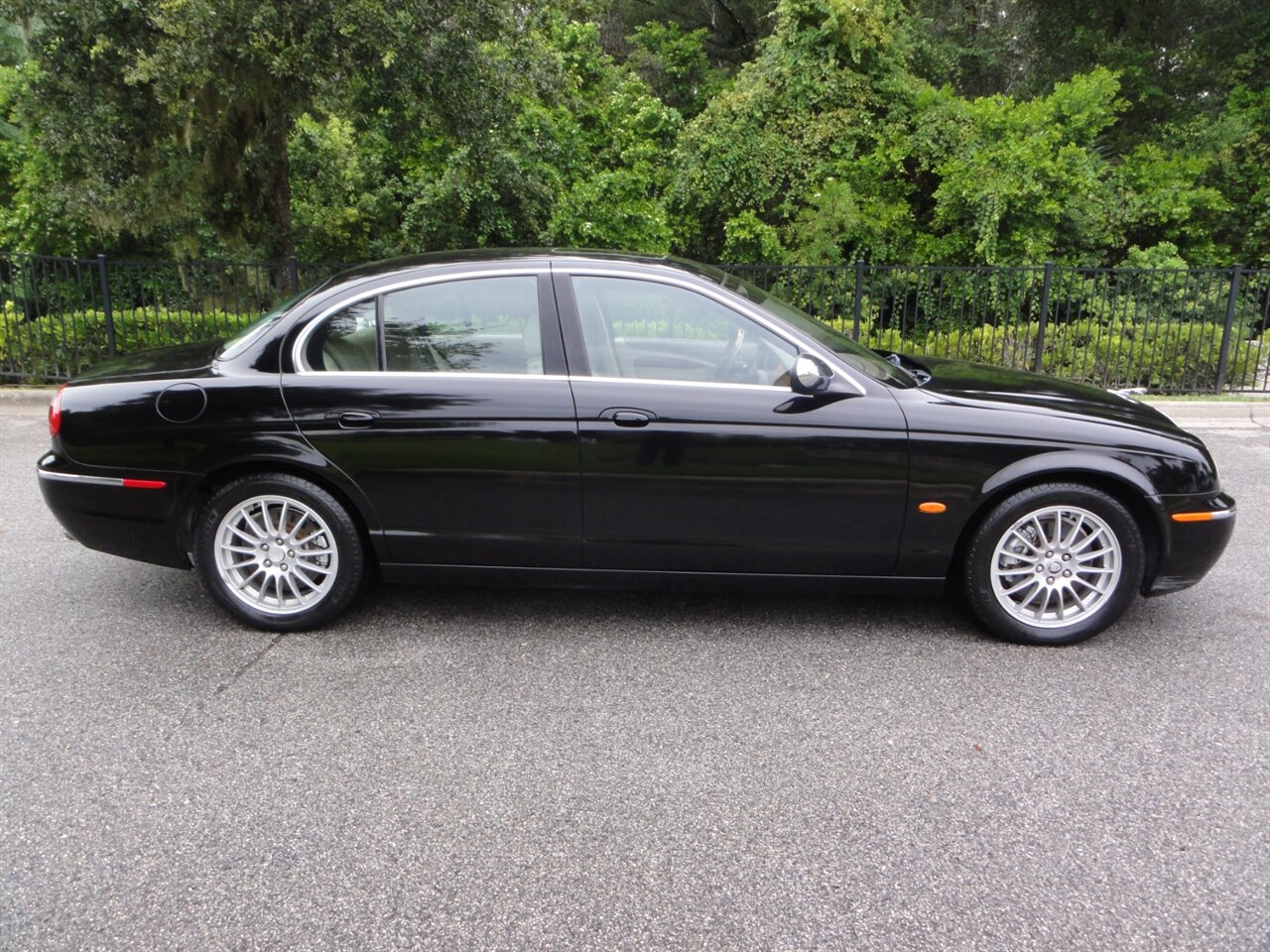 2007 Jaguar S-Type 3.0  Premium - Photo 16 - Deland, FL 32720