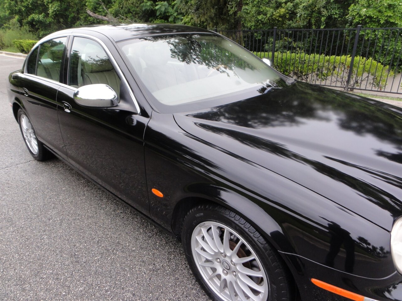 2007 Jaguar S-Type 3.0  Premium - Photo 9 - Deland, FL 32720