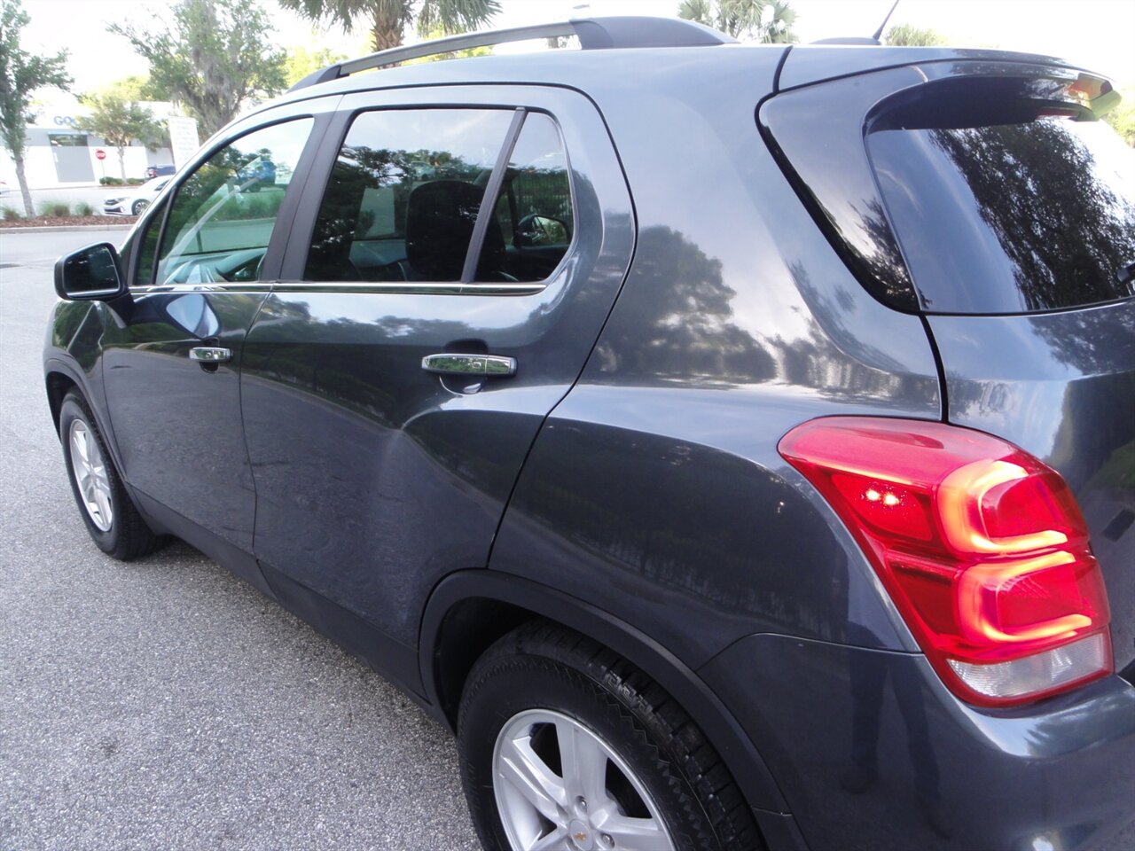 2017 Chevrolet Trax LT - Photo 12 - Deland, FL 32720