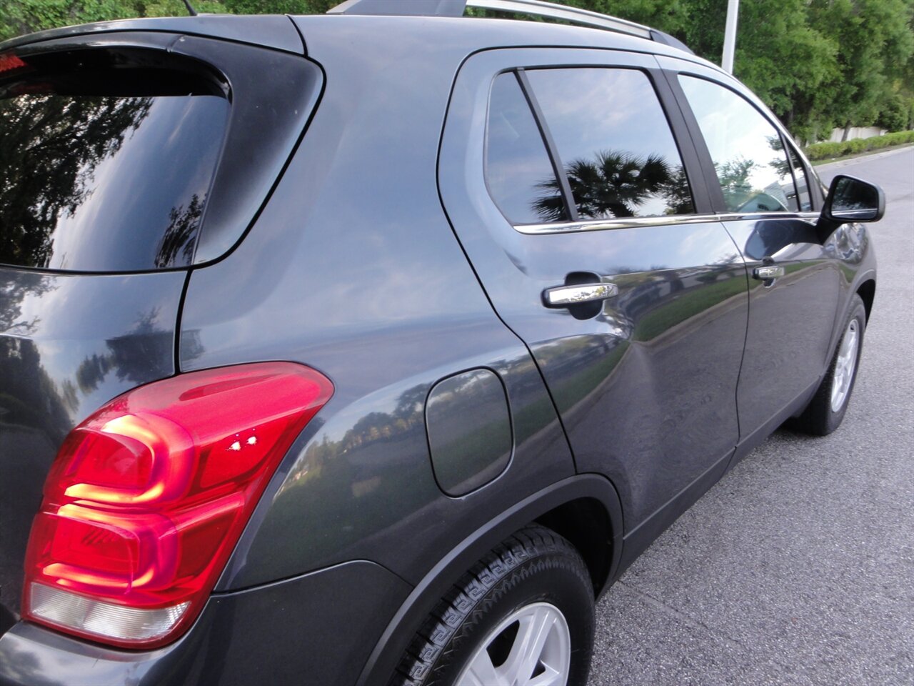 2017 Chevrolet Trax LT - Photo 13 - Deland, FL 32720