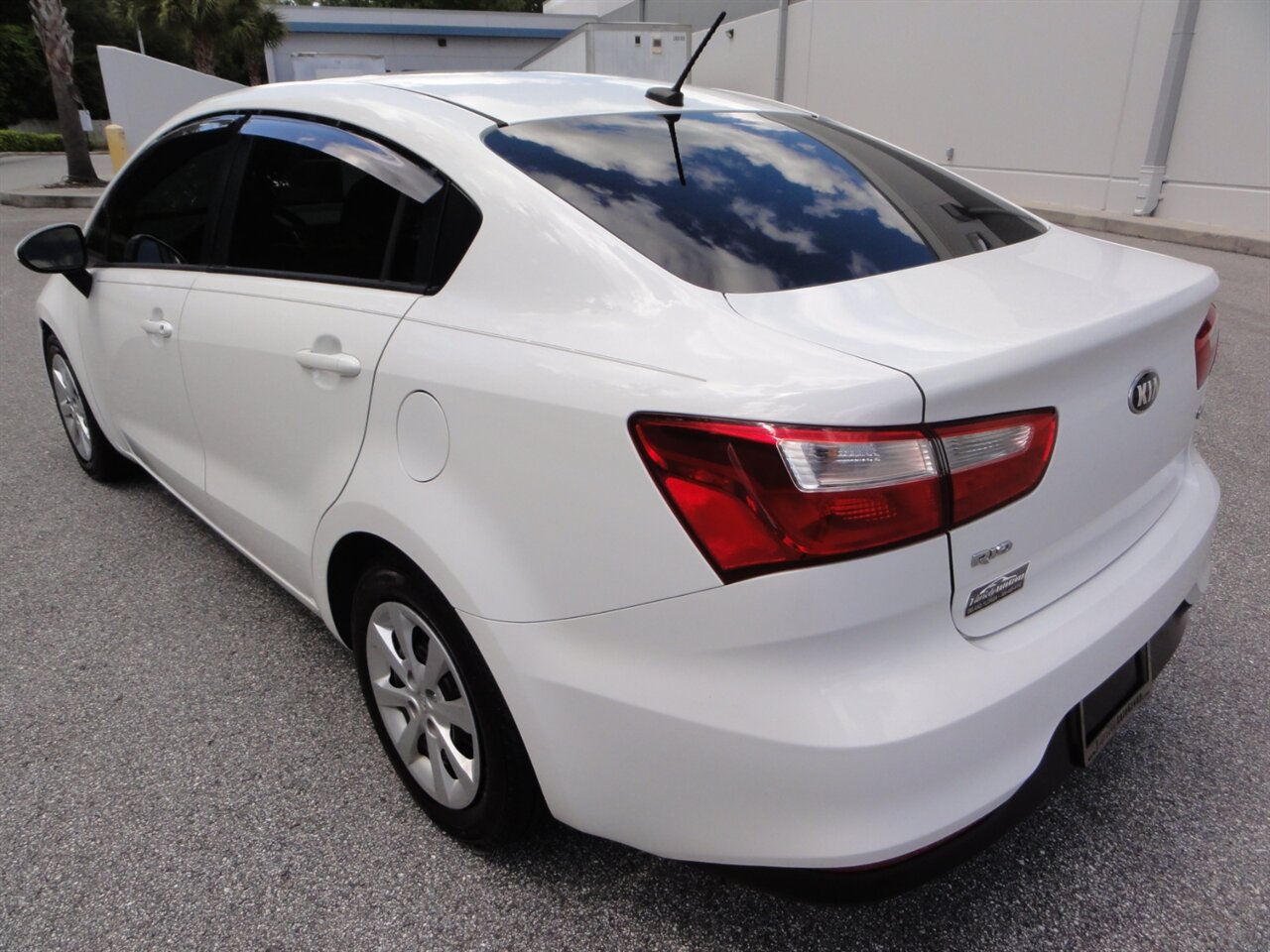2016 Kia Rio LX   - Photo 4 - Deland, FL 32720