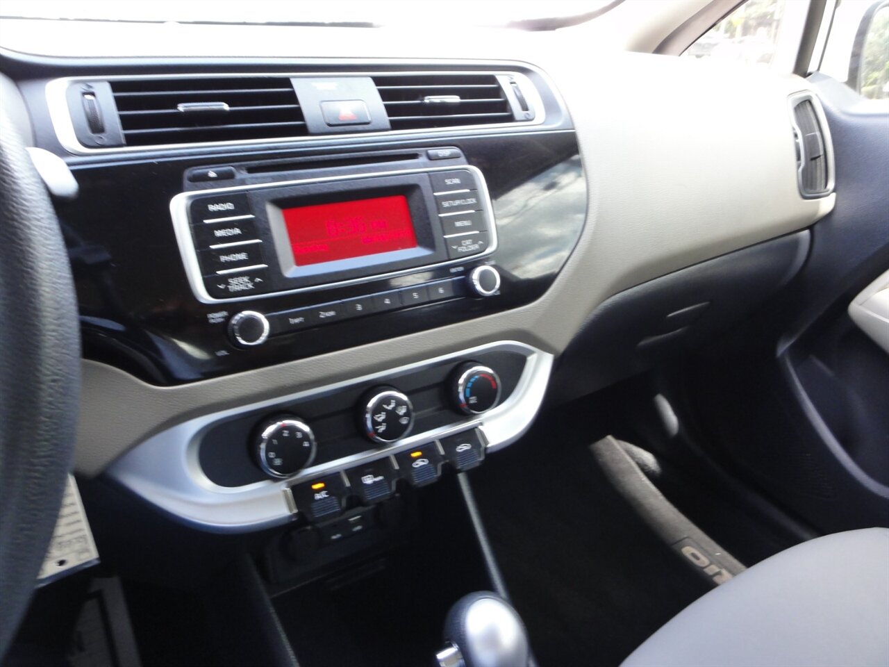 2016 Kia Rio LX   - Photo 54 - Deland, FL 32720