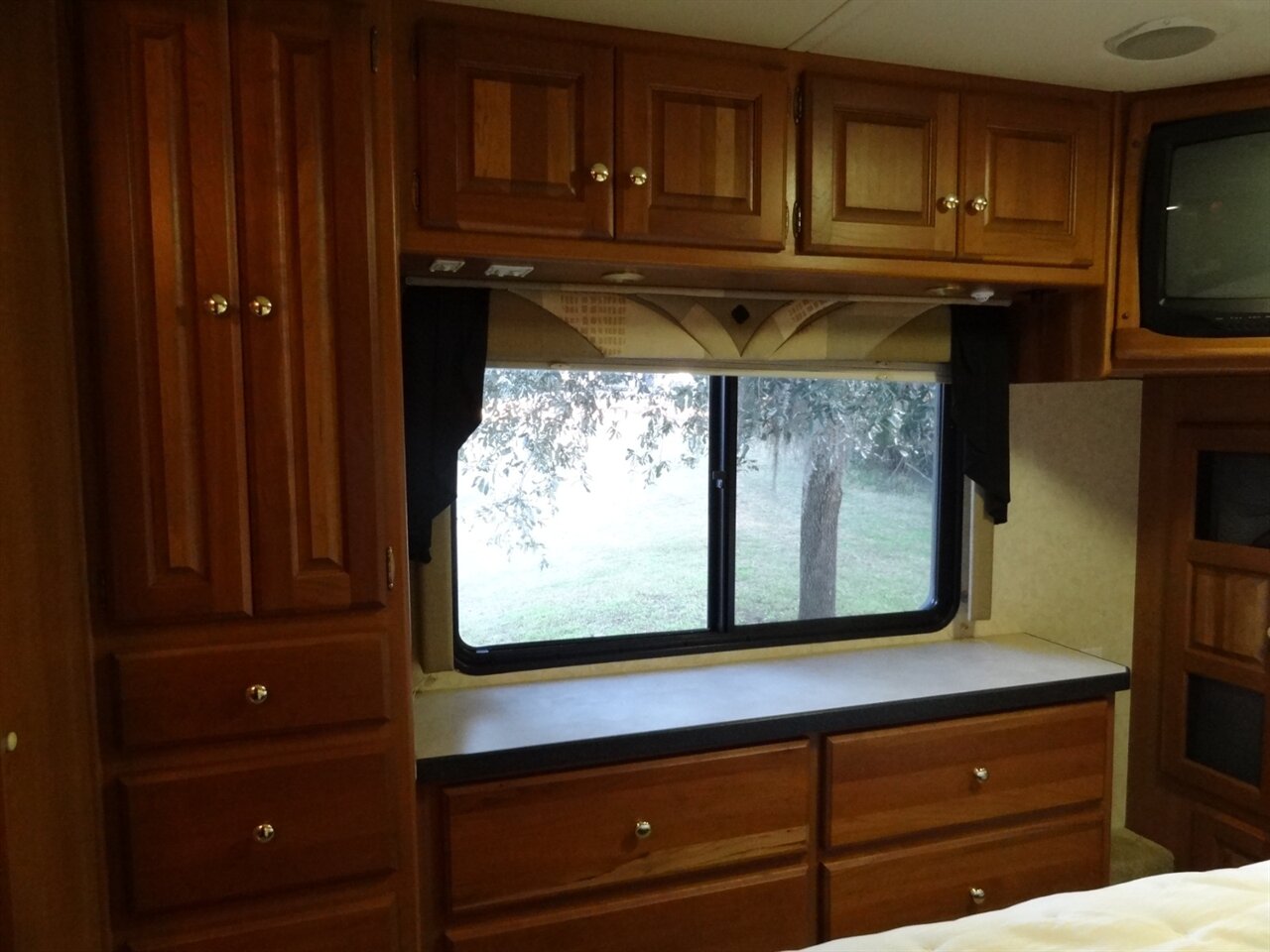 2003 Monaco Diplomat 40PST Class A  Premium - Photo 81 - Deland, FL 32720