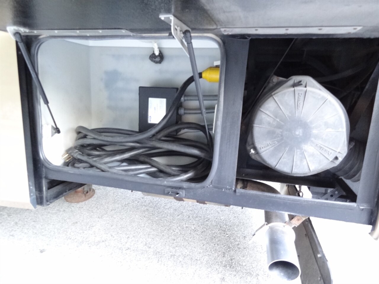 2003 Monaco Diplomat 40PST Class A  Premium - Photo 37 - Deland, FL 32720