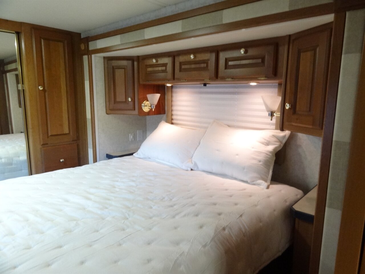 2003 Monaco Diplomat 40PST Class A  Premium - Photo 77 - Deland, FL 32720