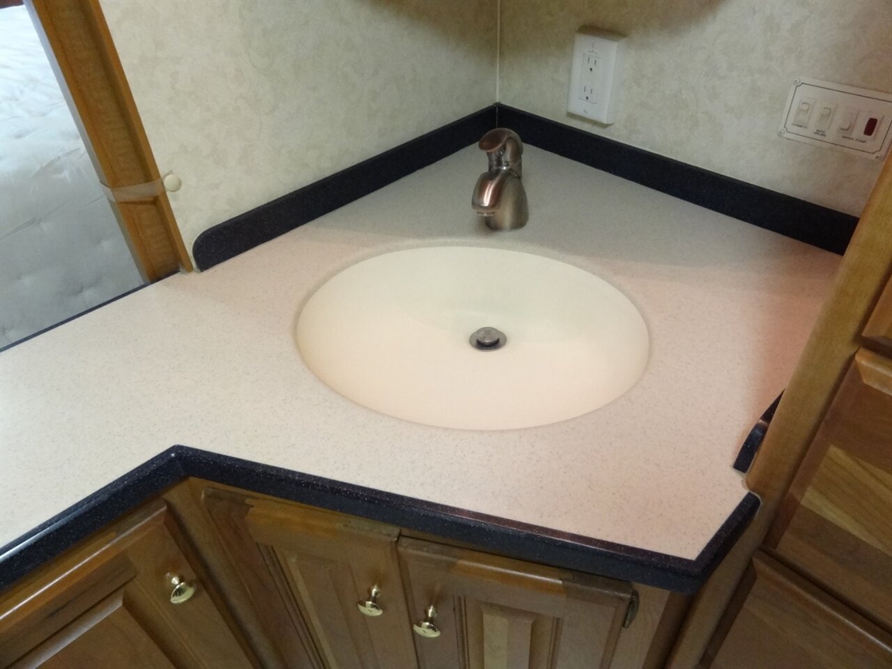 2003 Monaco Diplomat 40PST Class A  Premium - Photo 69 - Deland, FL 32720