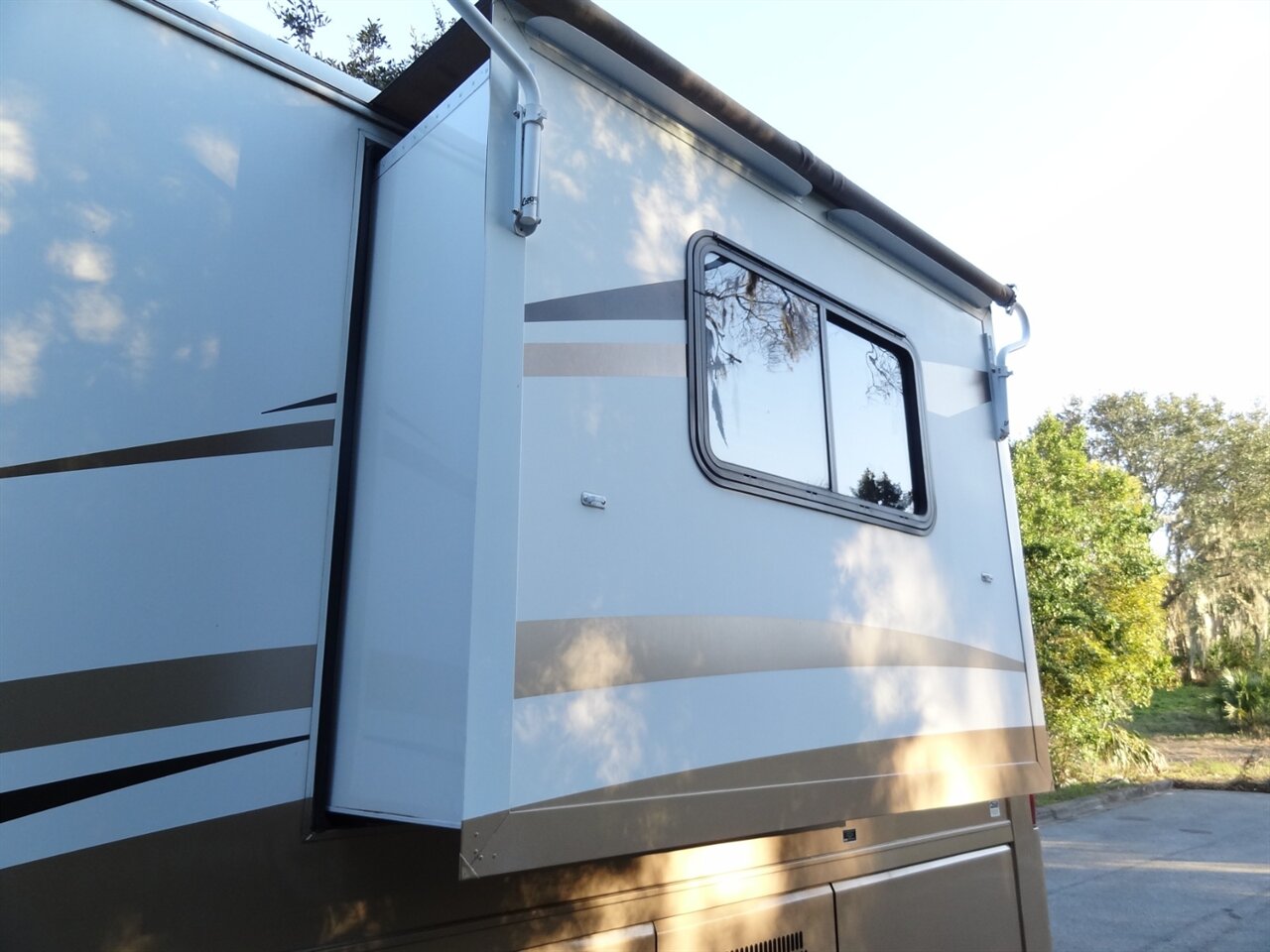 2003 Monaco Diplomat 40PST Class A  Premium - Photo 5 - Deland, FL 32720