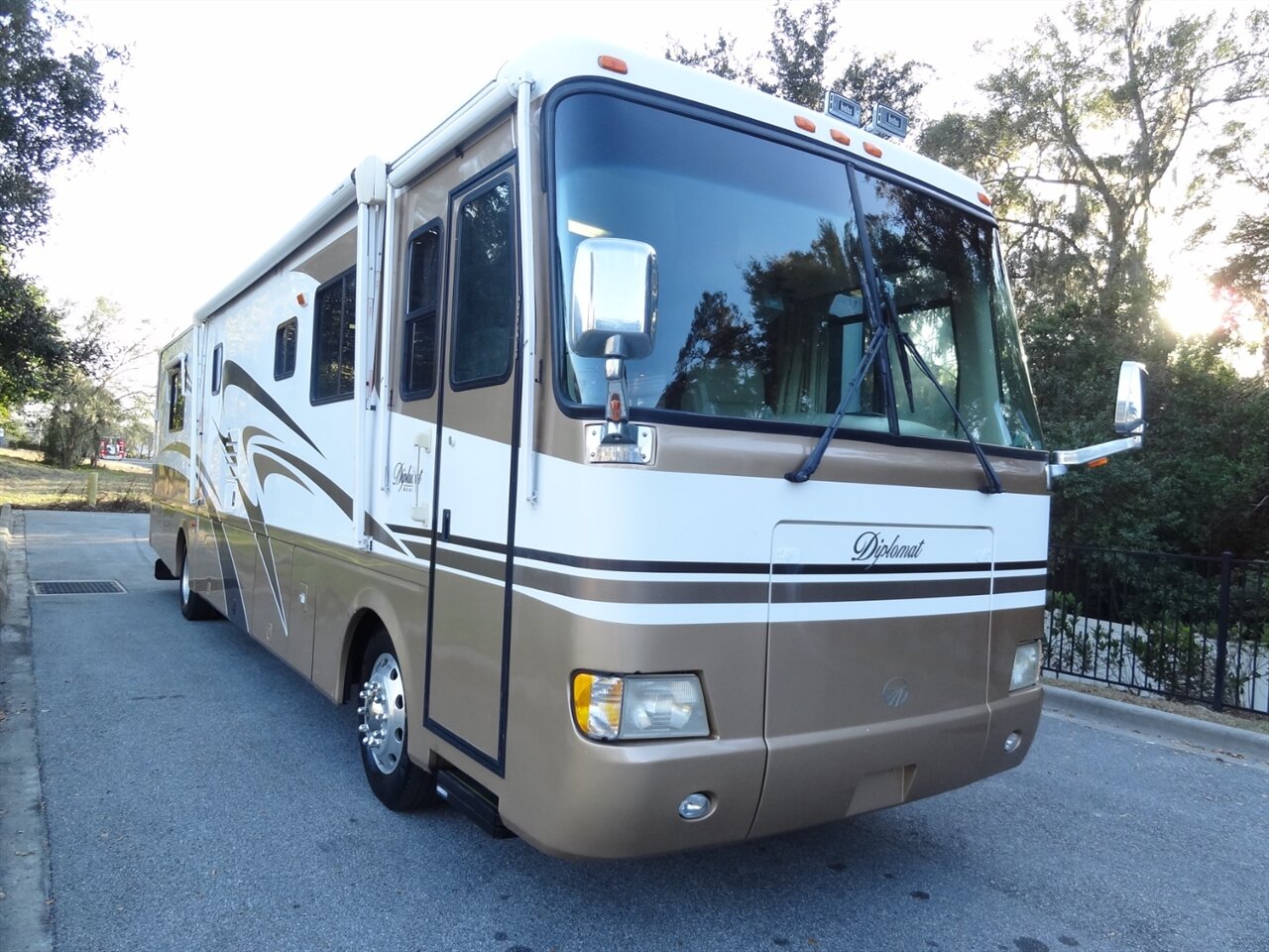 2003 Monaco Diplomat 40PST Class A  Premium - Photo 7 - Deland, FL 32720