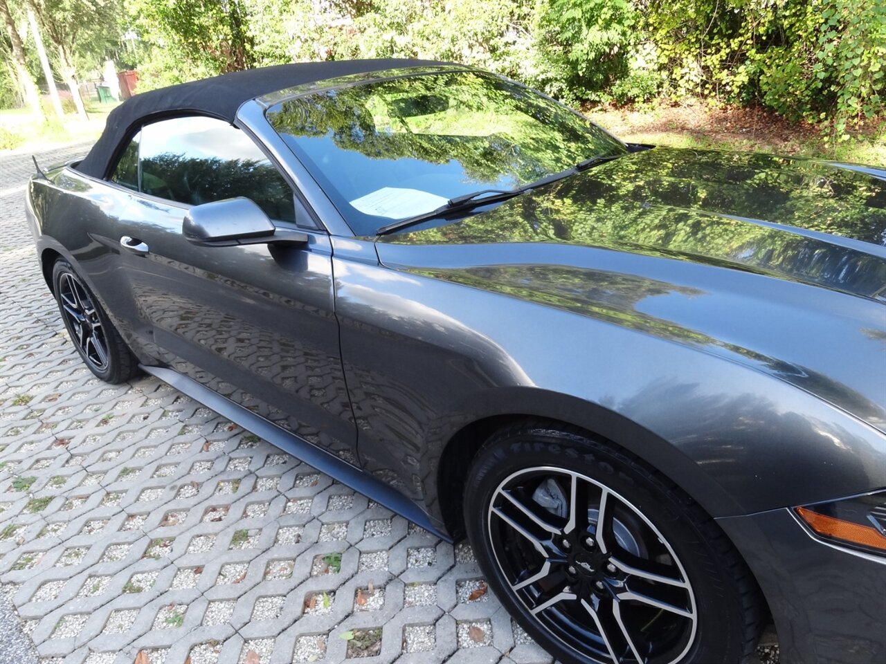 2018 Ford Mustang EcoBoost  Premium - Photo 12 - Deland, FL 32720