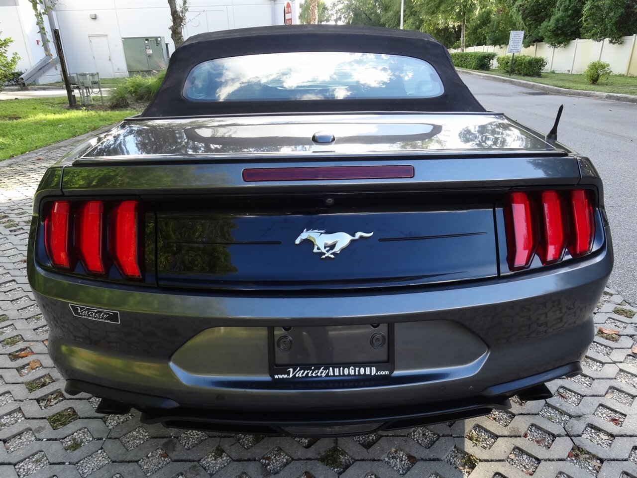 2018 Ford Mustang EcoBoost  Premium - Photo 18 - Deland, FL 32720