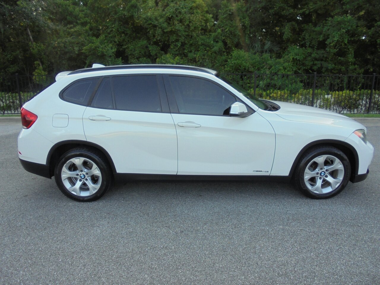 2014 BMW X1 sDrive28i  Premium - Photo 15 - Deland, FL 32720