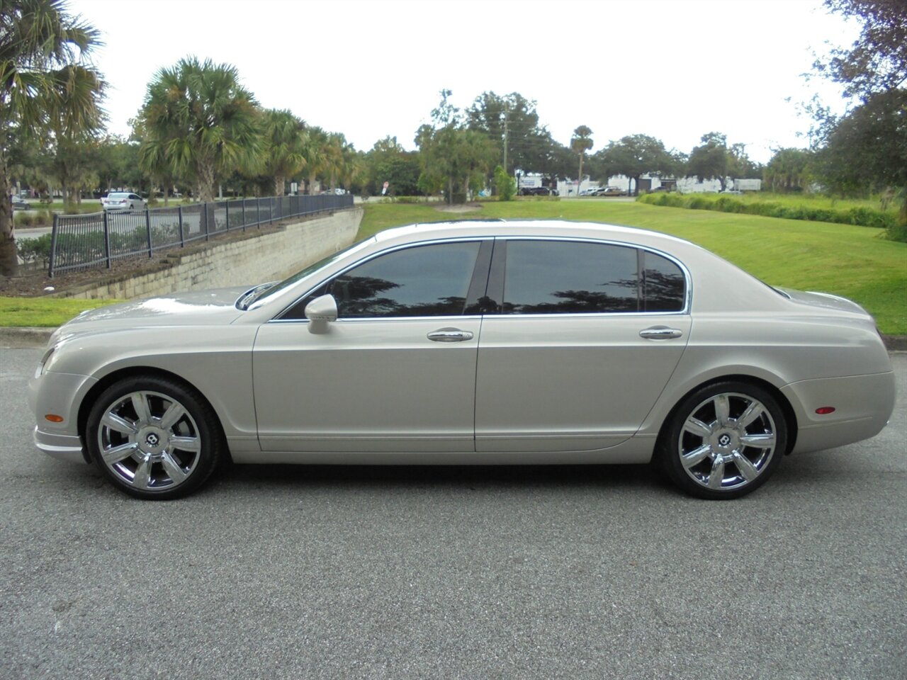 2007 Bentley Continental Flying Spur  Luxury - Photo 18 - Deland, FL 32720