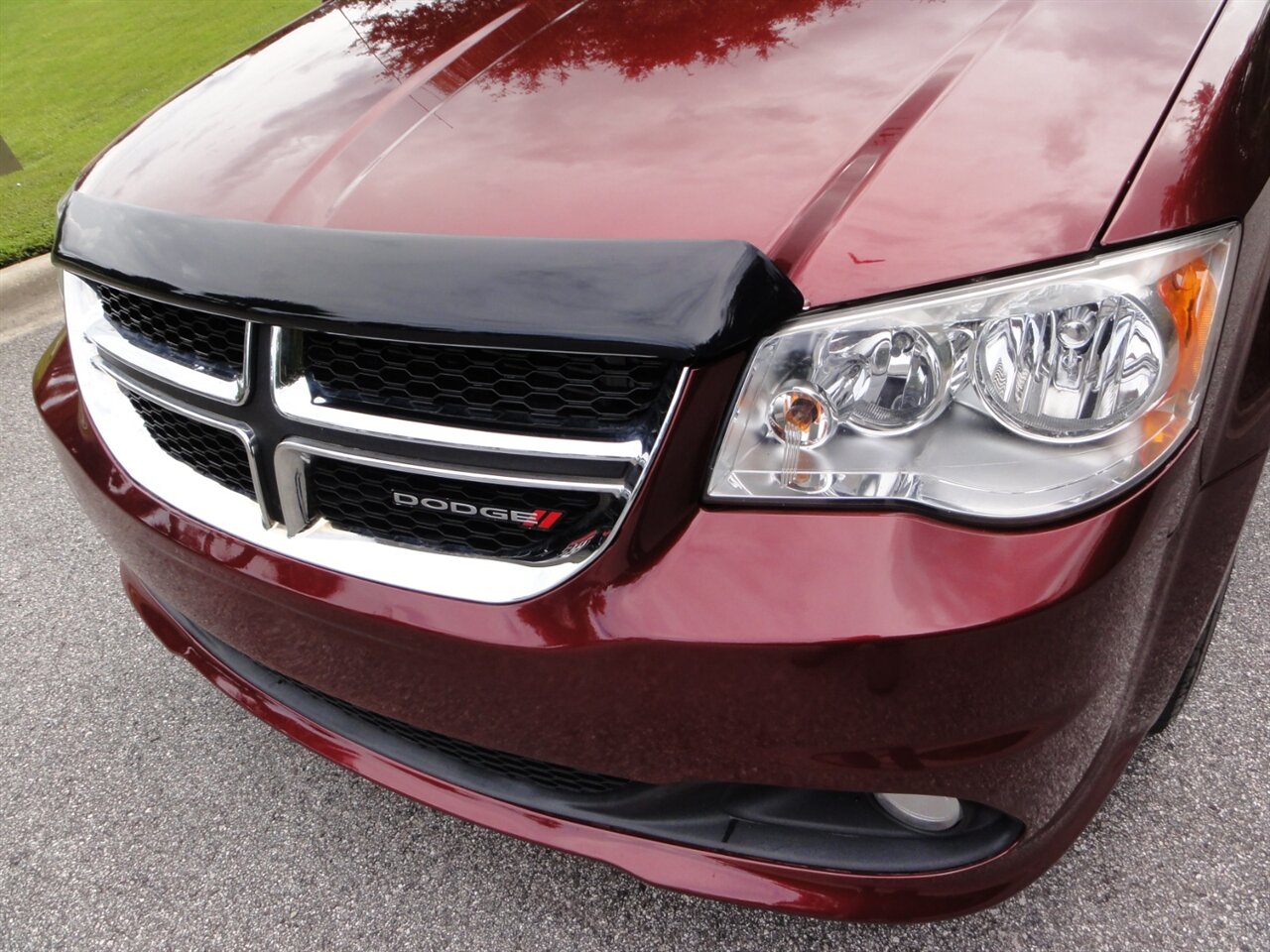 2019 Dodge Grand Caravan SXT  Stow n Go - Photo 6 - Deland, FL 32720