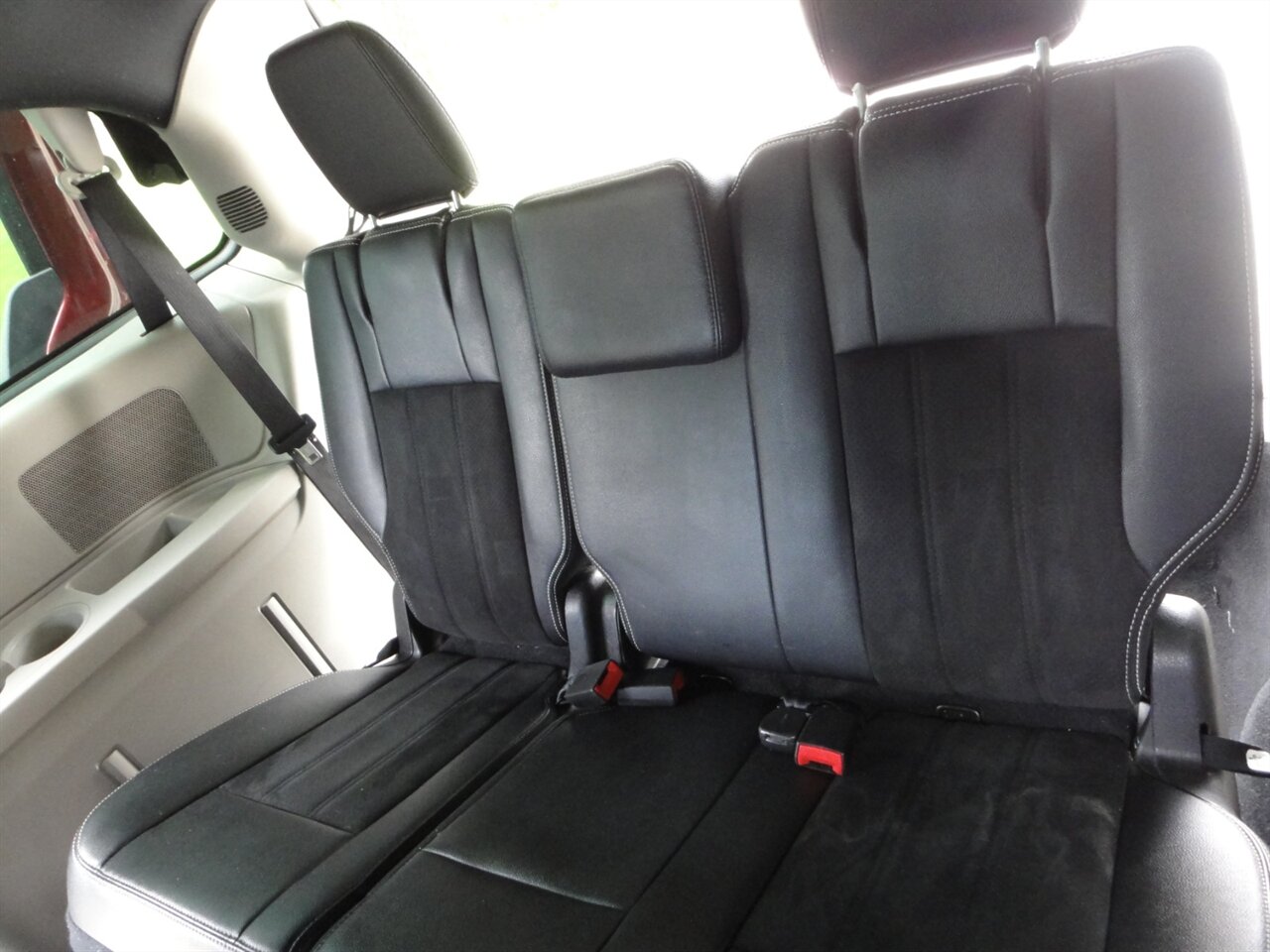 2019 Dodge Grand Caravan SXT  Stow n Go - Photo 33 - Deland, FL 32720