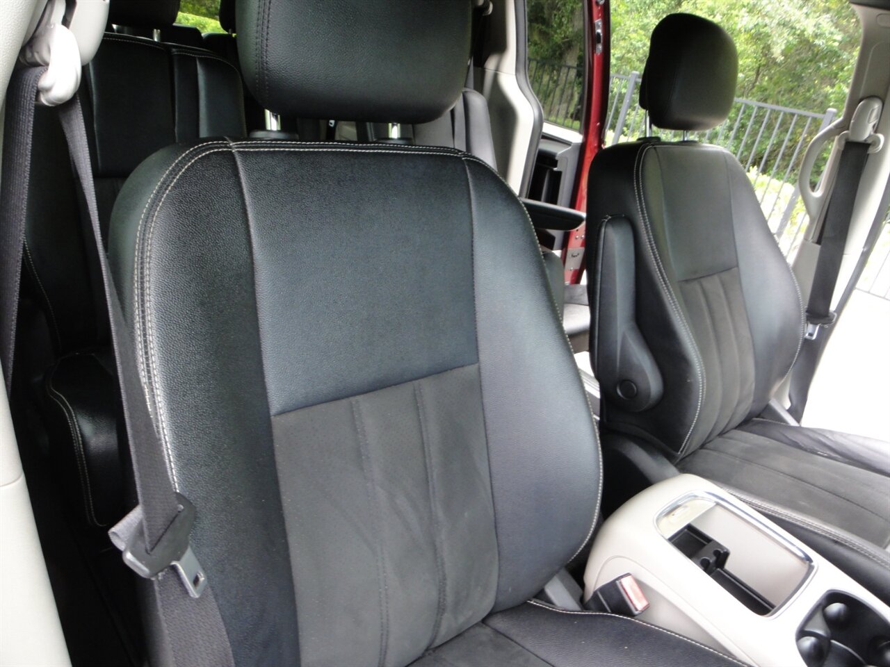 2019 Dodge Grand Caravan SXT  Stow n Go - Photo 41 - Deland, FL 32720