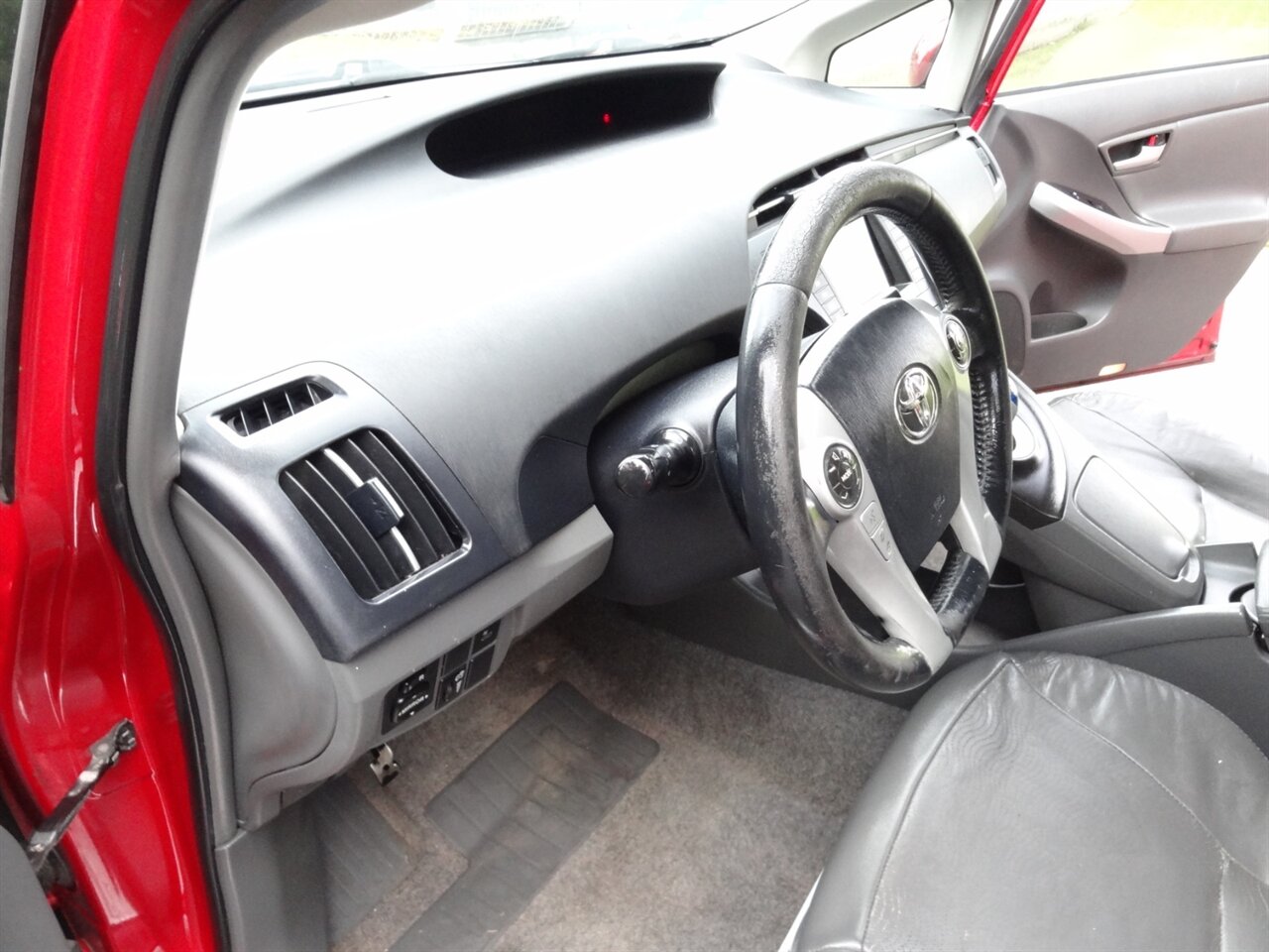 2010 Toyota Prius V   - Photo 33 - Deland, FL 32720
