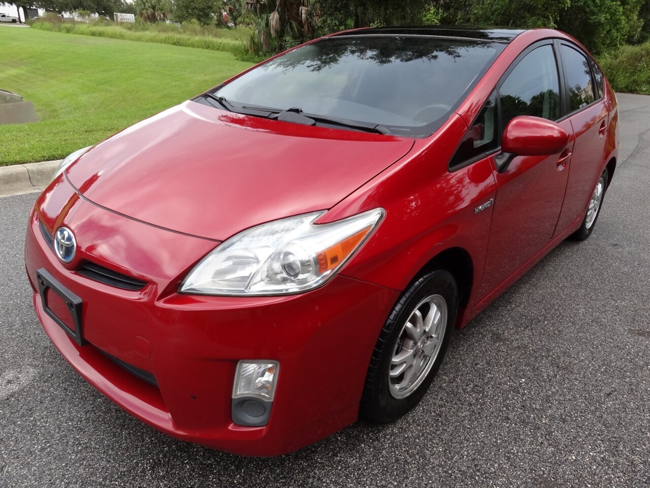 2010 Toyota Prius V   - Photo 2 - Deland, FL 32720