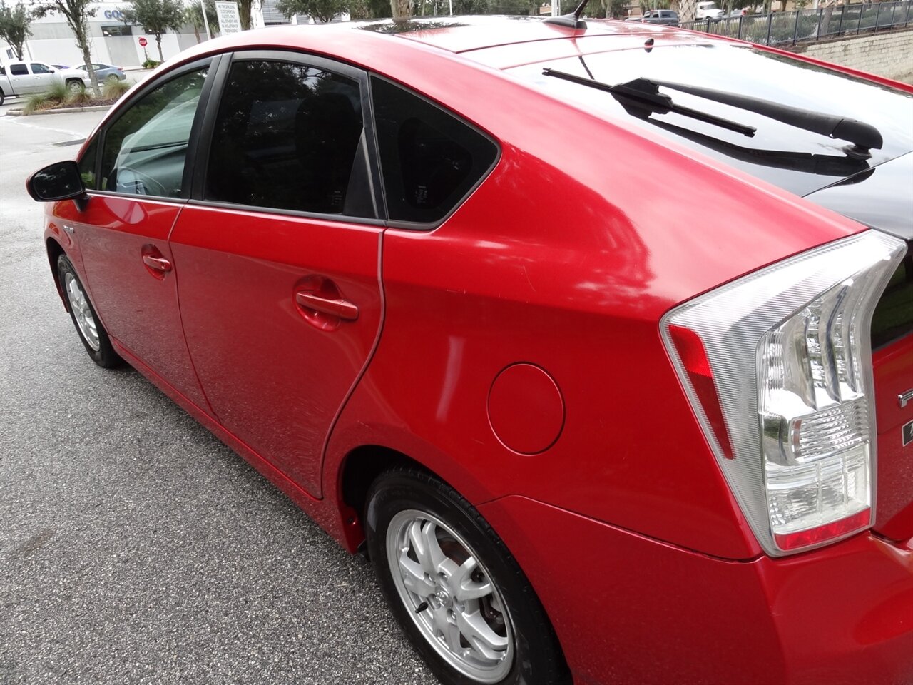 2010 Toyota Prius V   - Photo 12 - Deland, FL 32720