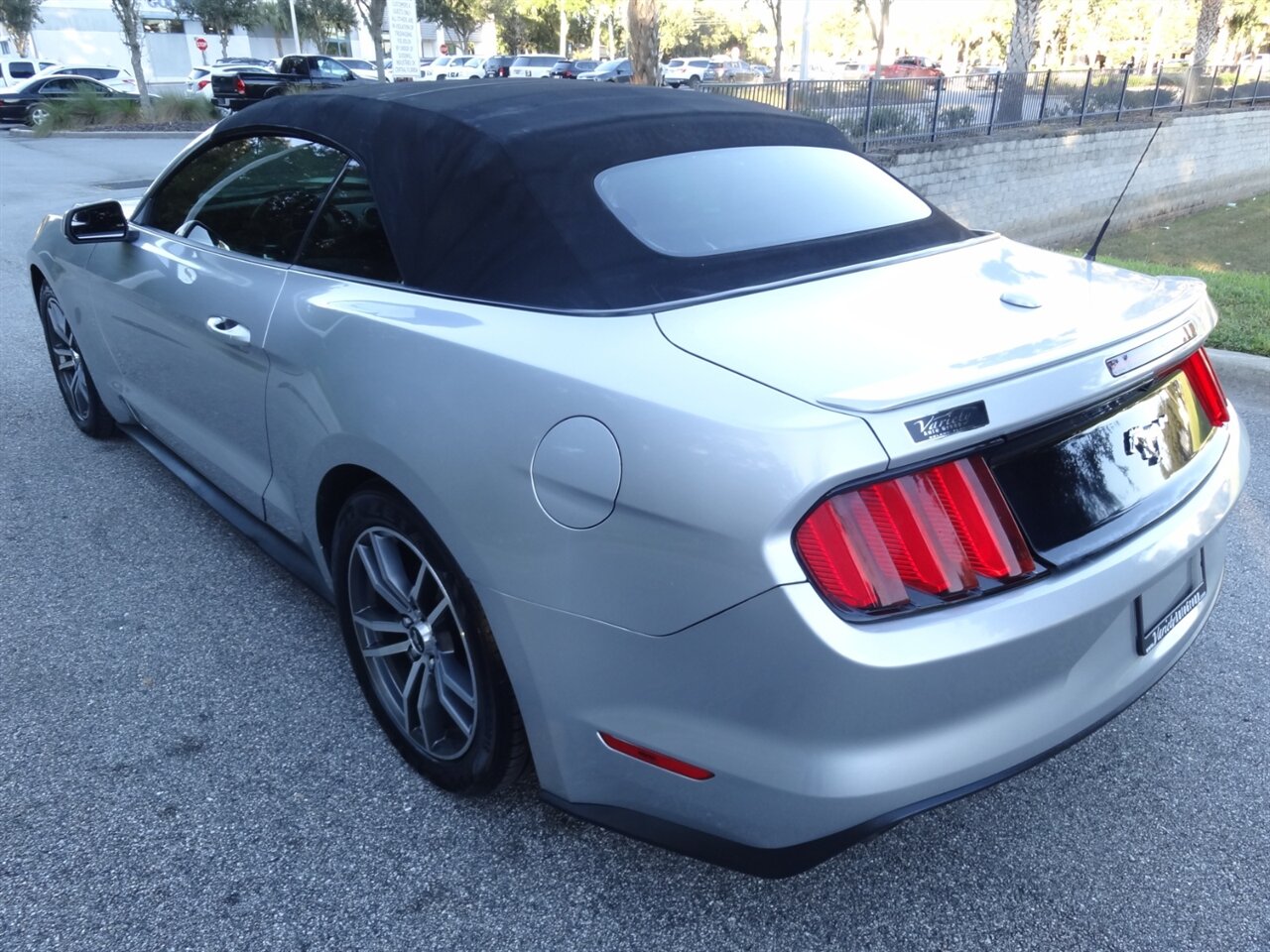 2015 Ford Mustang EcoBoost Premium   - Photo 8 - Deland, FL 32720