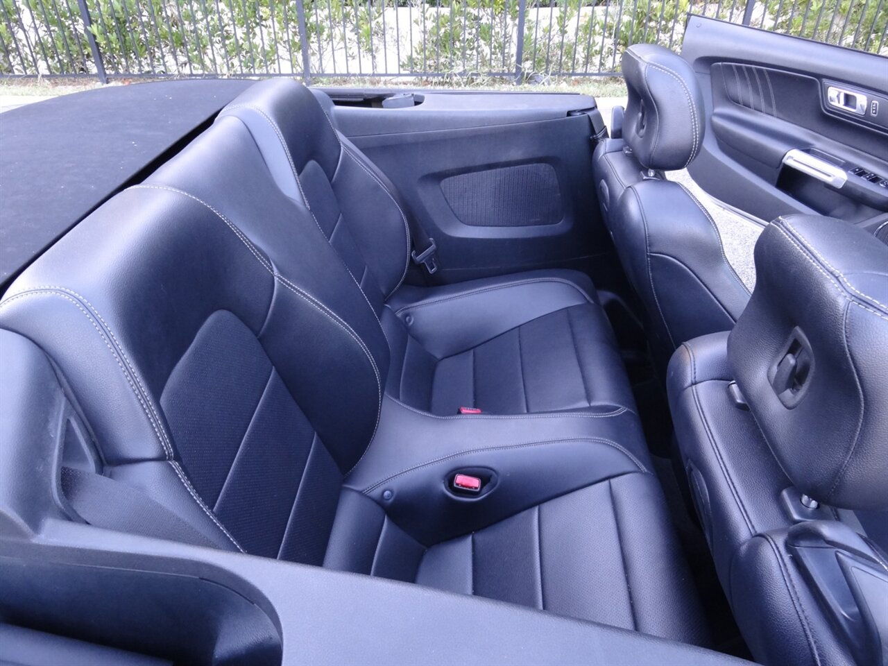 2015 Ford Mustang EcoBoost Premium   - Photo 41 - Deland, FL 32720