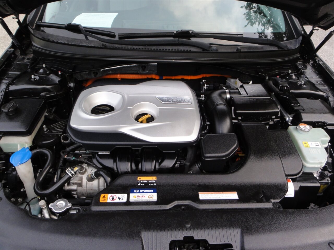 2017 Hyundai SONATA Hybrid SE - Photo 27 - Deland, FL 32720