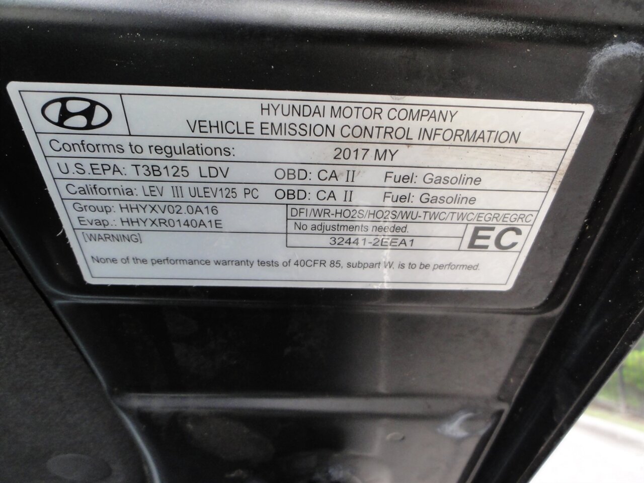 2017 Hyundai SONATA Hybrid SE - Photo 28 - Deland, FL 32720