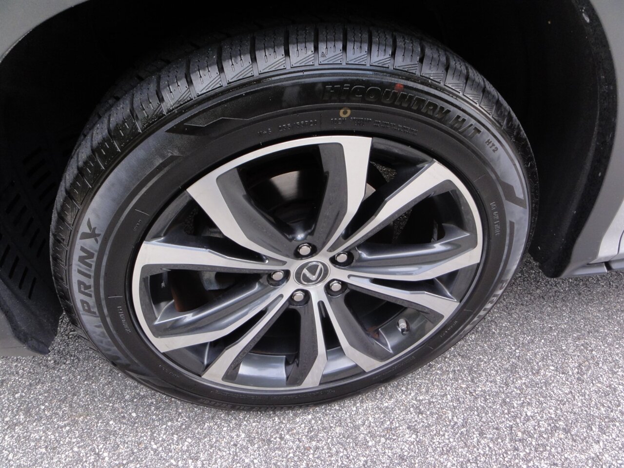 2019 Lexus RX 350 Premium - Photo 17 - Deland, FL 32720