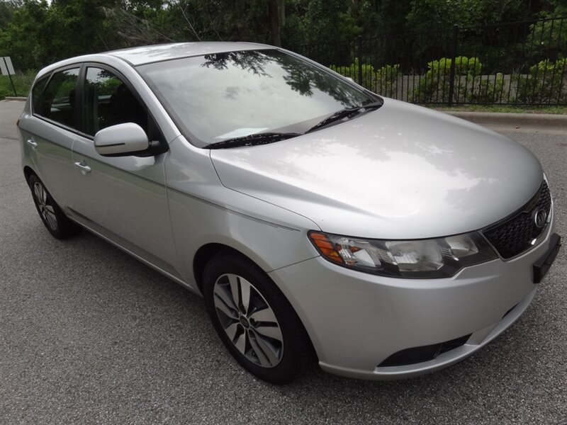 2013 Kia Forte5 EX  