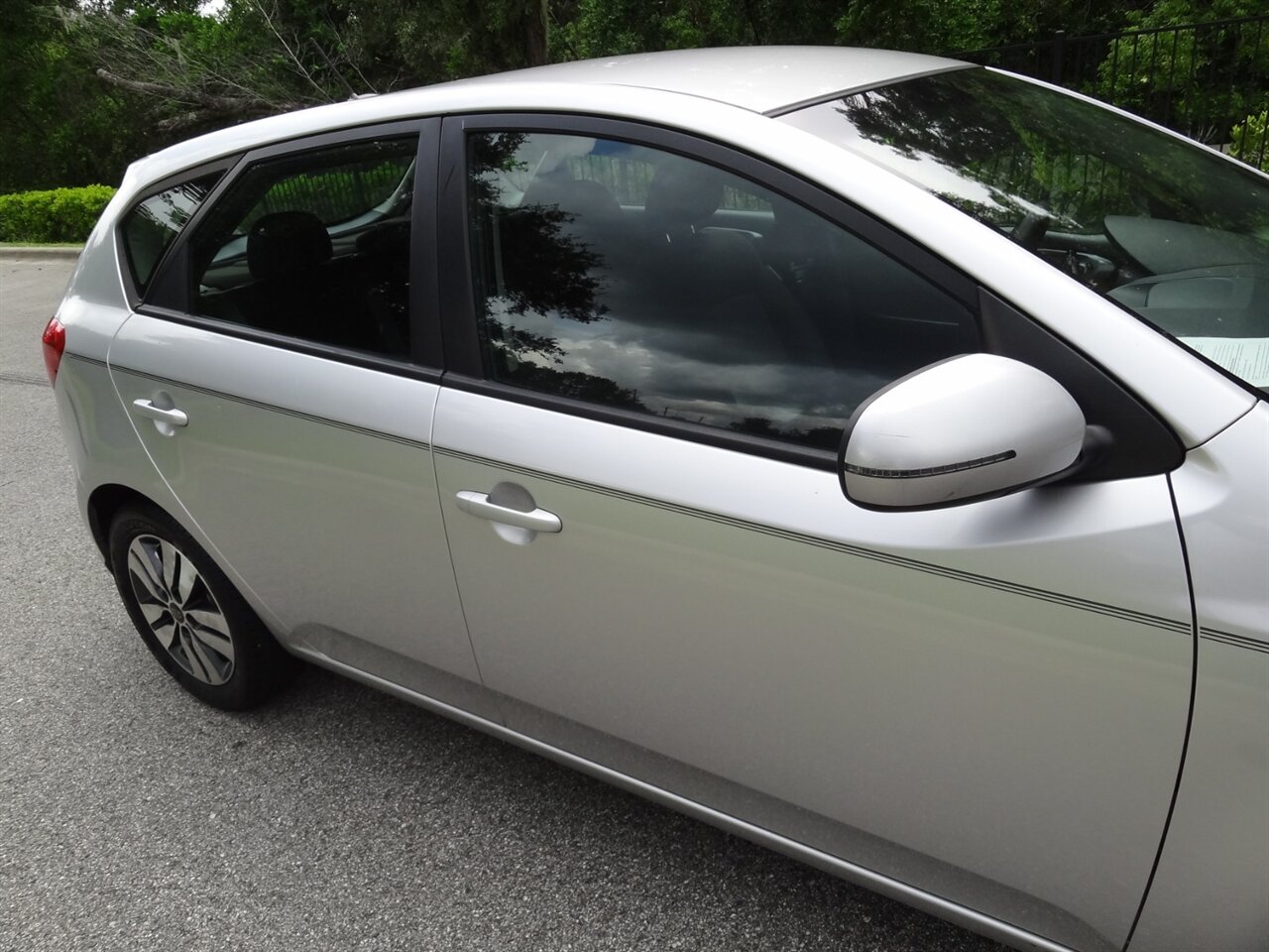 2013 Kia Forte5 EX   - Photo 11 - Deland, FL 32720