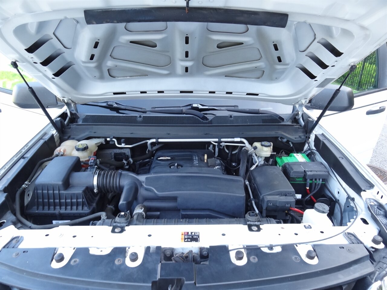 2016 Chevrolet Colorado Pick up truck   - Photo 29 - Deland, FL 32720