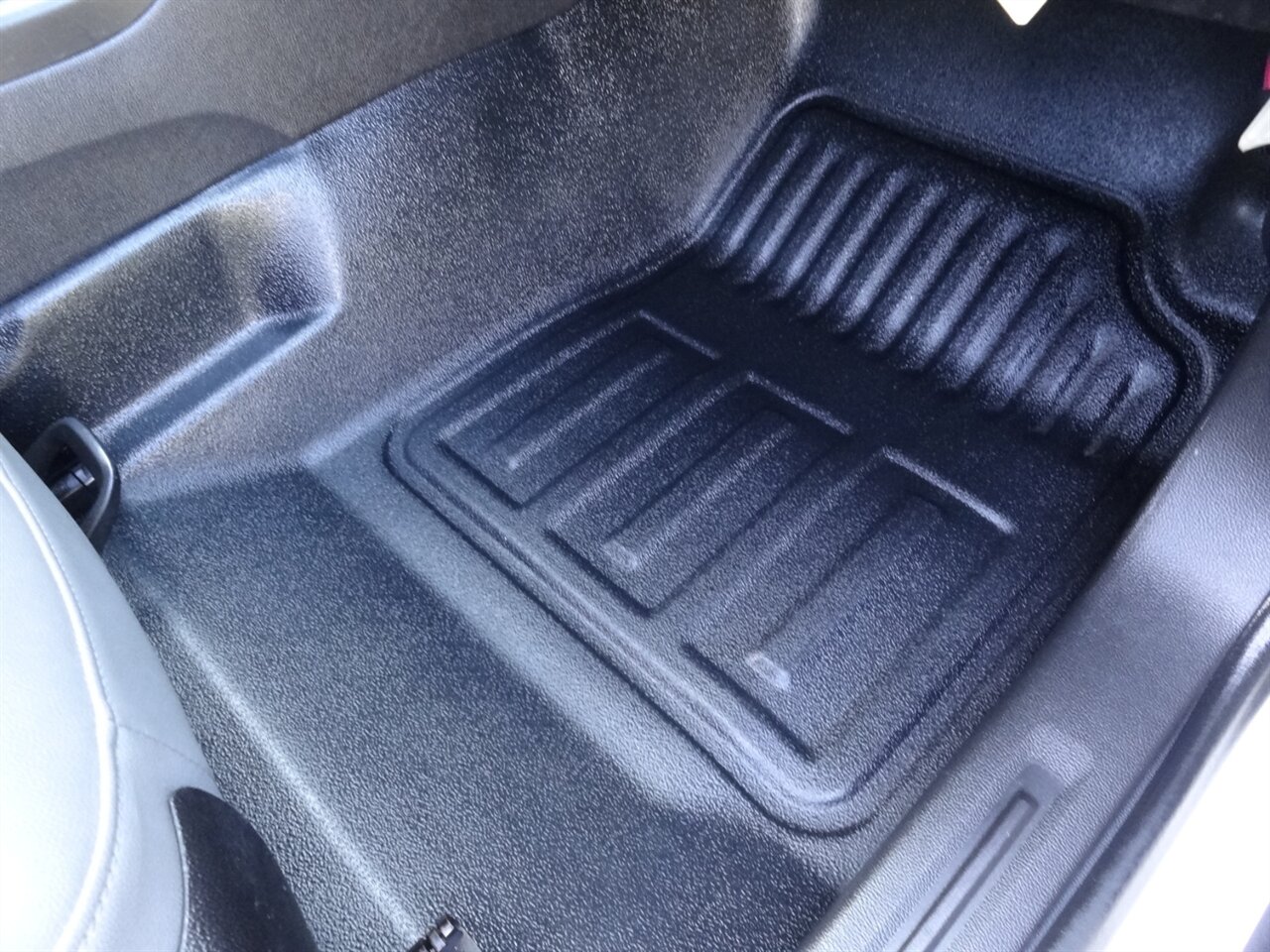 2016 Chevrolet Colorado Pick up truck   - Photo 46 - Deland, FL 32720