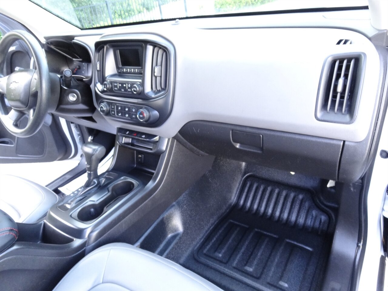 2016 Chevrolet Colorado Pick up truck   - Photo 45 - Deland, FL 32720