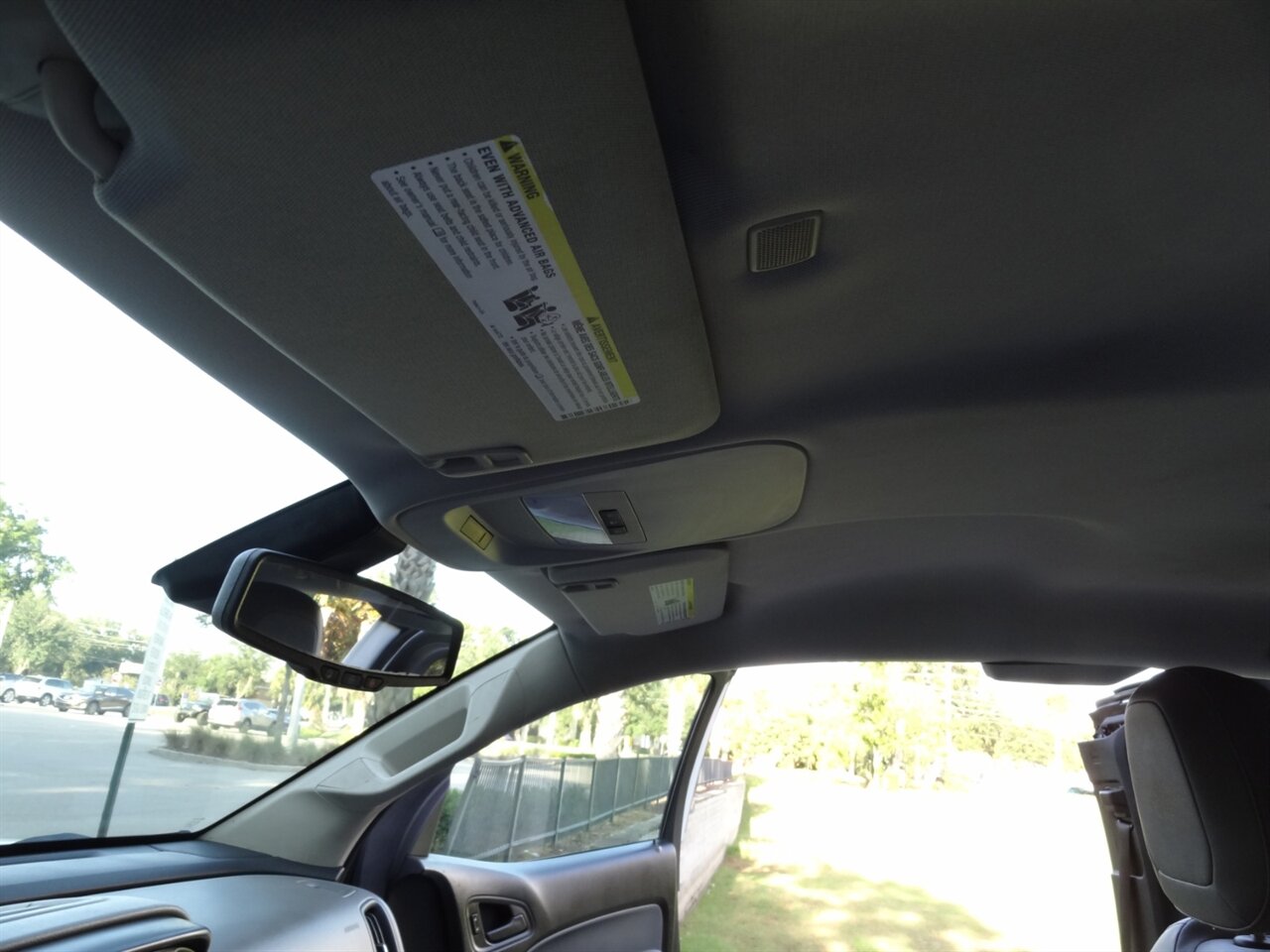 2016 Chevrolet Colorado Pick up truck   - Photo 38 - Deland, FL 32720