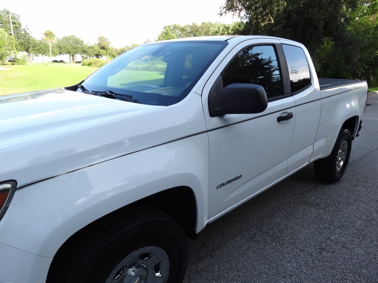 2016 Chevrolet Colorado Pick up truck   - Photo 9 - Deland, FL 32720