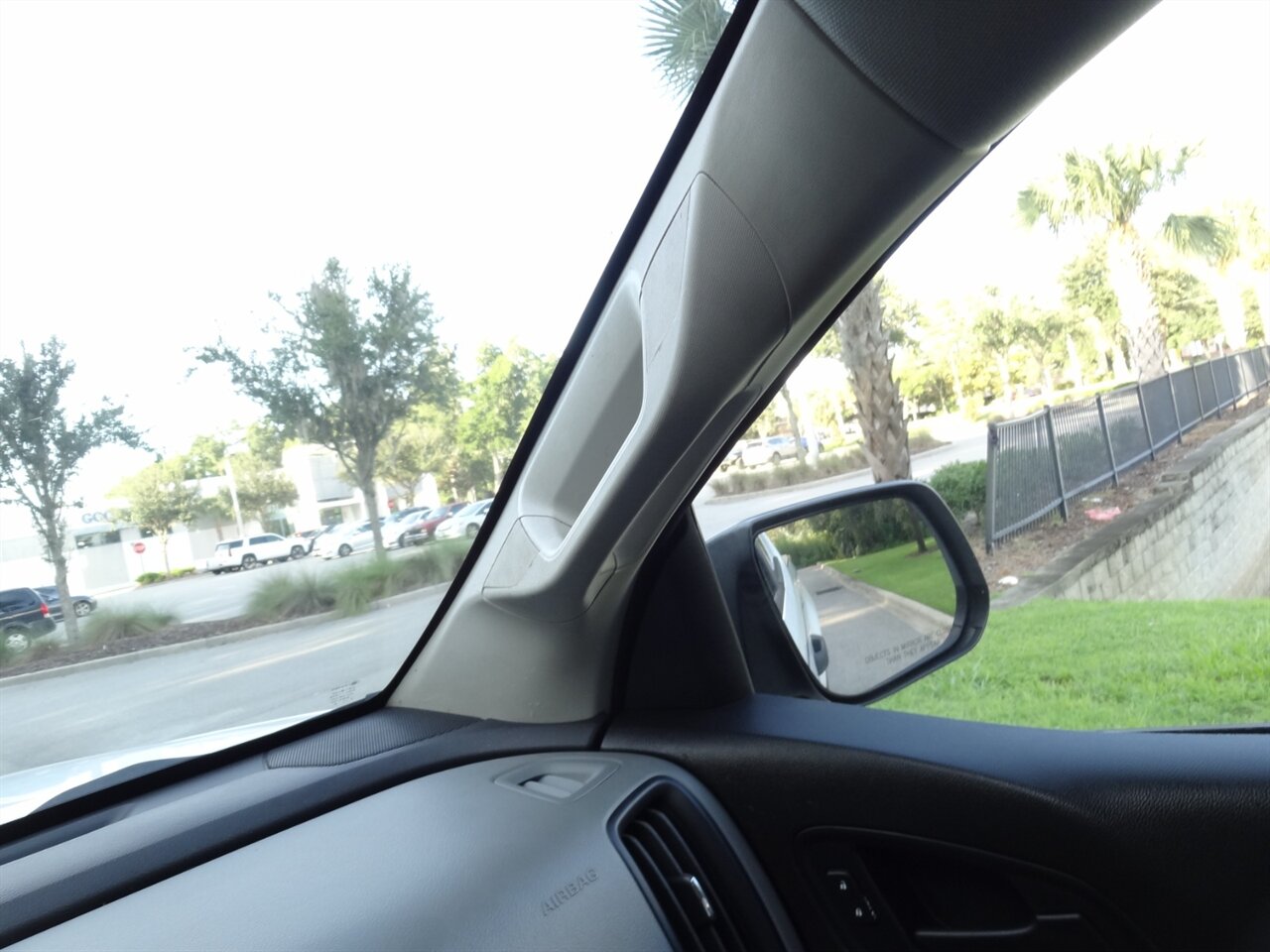 2016 Chevrolet Colorado Pick up truck   - Photo 60 - Deland, FL 32720