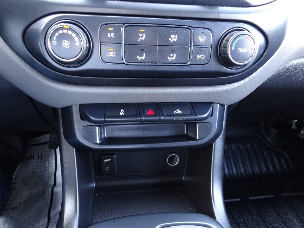 2016 Chevrolet Colorado Pick up truck   - Photo 55 - Deland, FL 32720