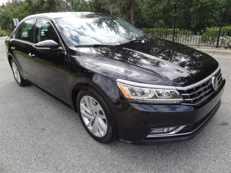 2018 Volkswagen Passat 2.0T SE  