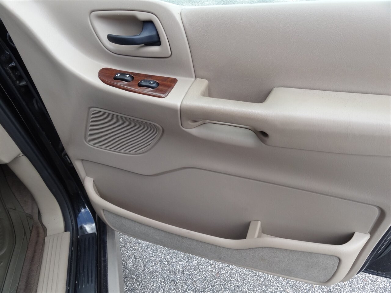 2003 Ford Windstar SEL Premium - Photo 41 - Deland, FL 32720